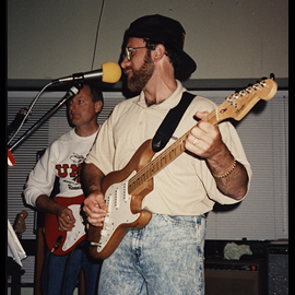 1991 Fender benders!
left: Glenn  right: Mickey When Mickey spun that baseball cap around we knew it was gonna be a rockin' good night!